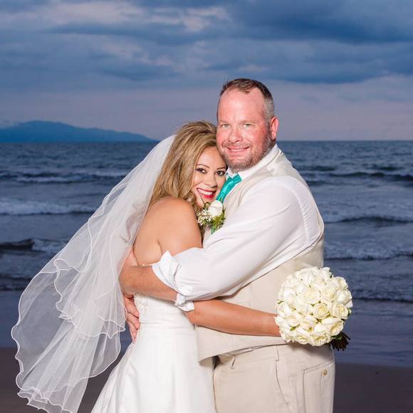 Meet your Posher, Lori - Picture 1 of 1